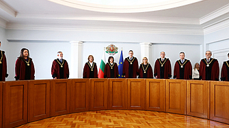 Конституционният съд допусна за разглеждане по същество двете конституционни дела