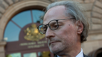 Едно убийство извади на показ пораженията от протичащия години наред