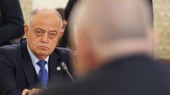 Стигнахме до кадровите въпроси Така лаконично но красноречиво съпредседателят на Демократична