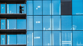 През четвъртото тримесечие на 2023 г делът на заетите сред