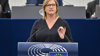 Карин Карлсбру е шведска евродепутатка от либералната група Обнови Европа