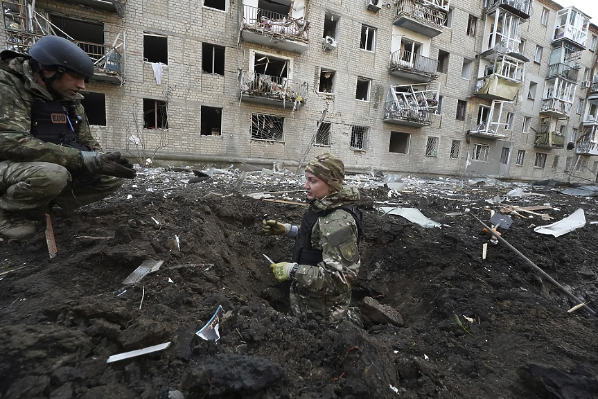 Трима убити при руски удари в Украйна. Киев призова Запада да му изпрати още 