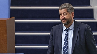 Ходът на Делян Пеевски с номинацията на Елена Йончева за