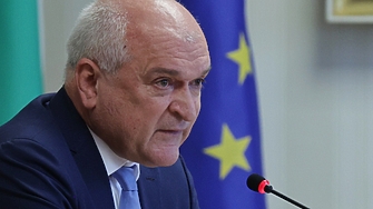 В последния момент служебния премиер Димитър Главчев смени външния министър