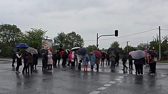 Жителите на кв Горубляне блокираха кръстовище в София и предизвикаха