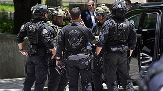 При стрелба рано тази сутрин в бар в Дорал в