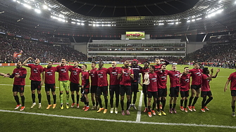 Байер Леверкузен отново пренаписа историята и ще играе на финала