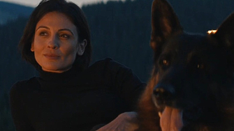 Певицата и актриса Ваня Щерева се яви като свидетел на