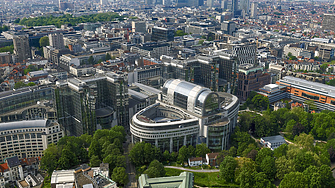 Проевропейското мнозинство в новия Европейски парламент се запазва Това сочат първите