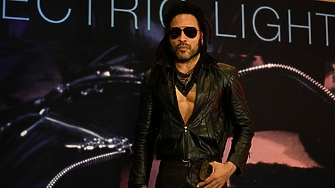 Американският певец композитор мултиинструменталист актьор еротичен блян и какво ли