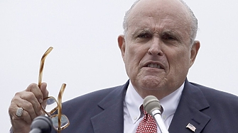 Рудолф Джулиани бе лишен от адвокатски права в Ню Йорк Според съда бившият кмет