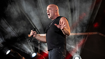 Фронтменът на американските мултиплатинени метъли Disturbed Дейвид Дрейман отново насочи прожекторите