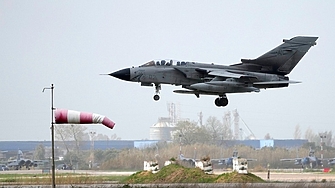 Екипажи на изтребители Торнадо на германската бойна авиация са започнали