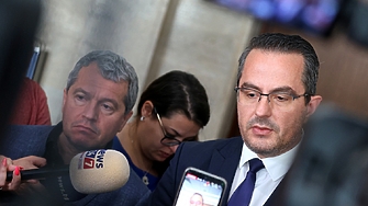 Две партии стар референдум две противоположни агитационни кампании Възраждане и Има