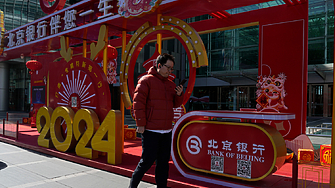 Икономиката на Китай расте много по бавно отпреди а частното потребление