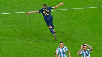 Сега става сериозно Остават да се изиграят само три мача