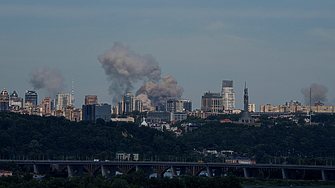 Русия предприе масиран ракетен обстрел срещу Киев и други украински