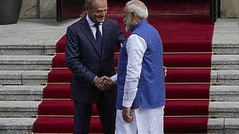 Полският премиер Доналд Туск подкрепи идеята индийският му колега Нарендра Моди