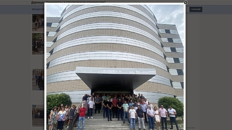 Депутатът Ивайло Мирчев показа снимка с автор пресцентъра на МВР