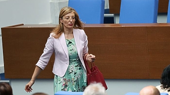 Екатерина Захариева е един от петимата номинирани еврокомисари с най голяма