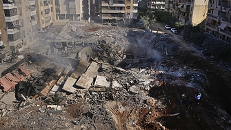 Поне 53 ма загинаха при израелски атаки в Ливан В южното село