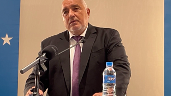 Направихме голяма глупост с Конституцията и го отчитам Това обяви на