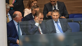 С нужния минимум от 3 ма членове на ВСС аха да