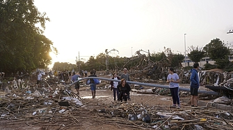 Наводненията в Испания са отнели живота на 95 души сочат временните данни