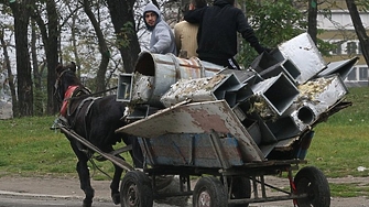 На фона на ужасния въздух в София и препоръката към училищата