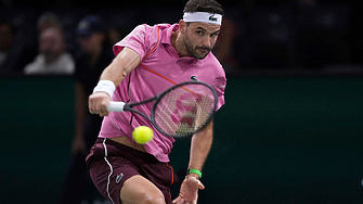 Защитаващият титлата си Григор Димитров се класира за втория кръг