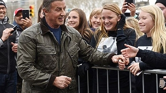 Новоизбраният президент Доналд Тръмп изпраща актьорите Мел Гибсън Джон Войт и