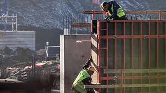 През 2024 г Румъния прескочи границата от 50 държавен дълг