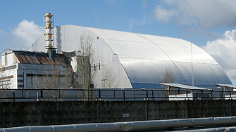 Украинският президент Володимир Зеленски заяви че саркофагът изграден над останките