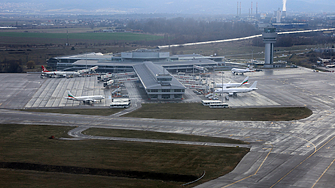 Президентът Румен Радев наименува летище София на името на Апостола