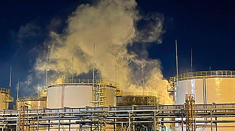 Резервоар в руската рафинерия в Кириши една от най големите в