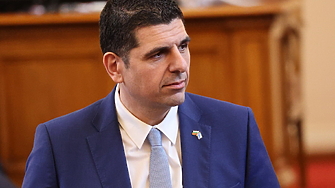 Делян Пеевски президентът Румен Радев и партия Възраждане са в заговор