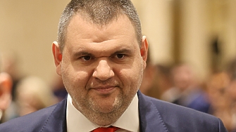 Божидар Божанов е депутат от Продължаваме промяната Демократична България