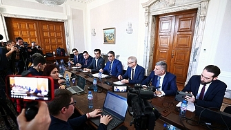 Съпредседателят на Продължаваме промяната Асен Василев заяви че управляващите се