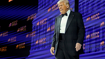 Всички ми целуват задника Умират от желание да сключим сделка Това