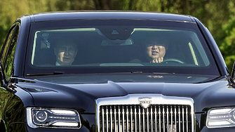 В Москва избухна лимузина за която се смята че принадлежи