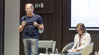 От гледна точка на турбулентността която може да предизвика в самата