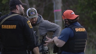 Трима души са били убити а други трима ранени при