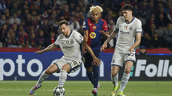 Барселона и Интер завършиха 3 3 в първи полуфинал от Шампионската