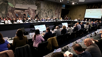 Над 100 участници – сред които представители на основните вероизповедания