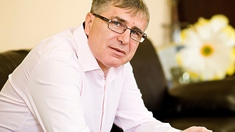 Благодарение на вътрешни документи с тайния подпис на Ковачки Години