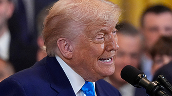 Напълно в свой стил президентът на САЩ Доналд Тръмп обяви