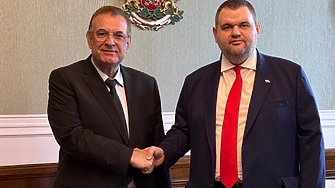 Джевдет Чакъров стана поредното пиленце което се видя принудено да