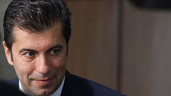 Днес Кирил Петков официално подаде оставка като съпредседател на Продължаваме