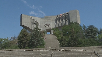 Предложение за продажба на държавни имоти във Варна предизвика диалог