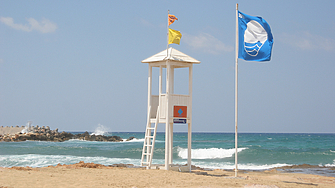 12 плажа в Гърция са с отнети отличия Син флаг